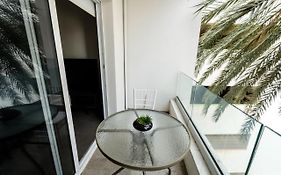 Spacious Studio Downtown